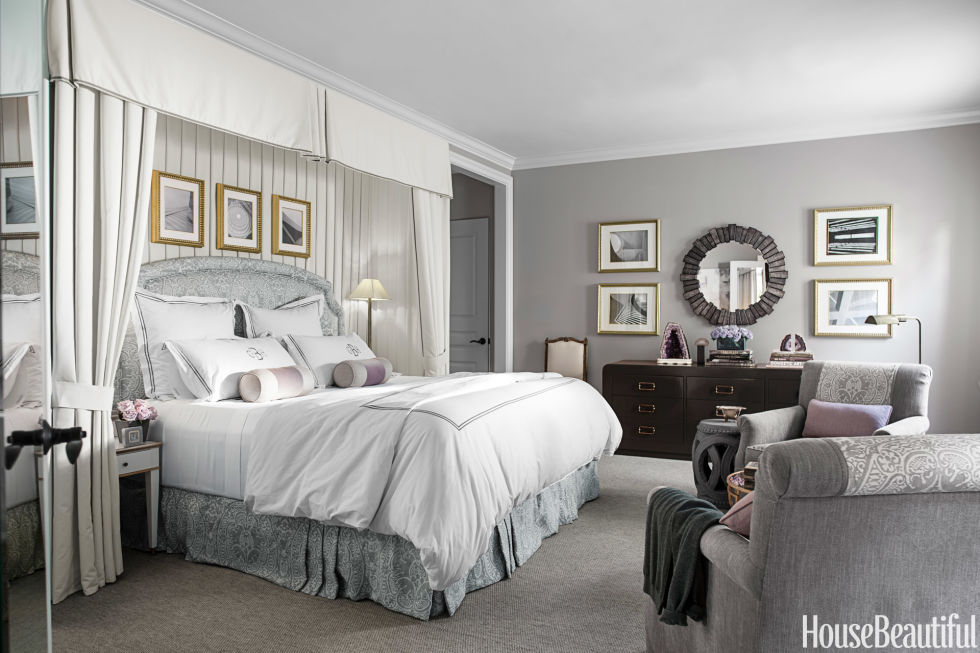 People with silver bedrooms like the luxurious yet soothing metallic tones, but they can have an unexpected side effect. A fifth of respondents with silver décor said they're more motivated to exercise in their bedroom.